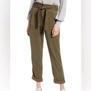 Treasure and Bond SZ 6 green ankle/crop pants